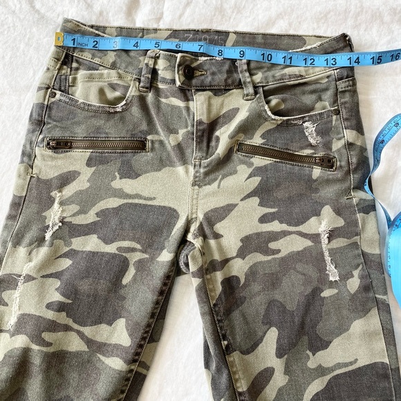 ZARA Camo Skinny Jeans Distressed Cropped Zipper Camouflage - Picture 8 of 10